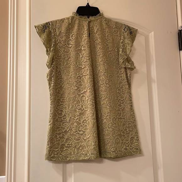 Lace top - Picture 3 of 3